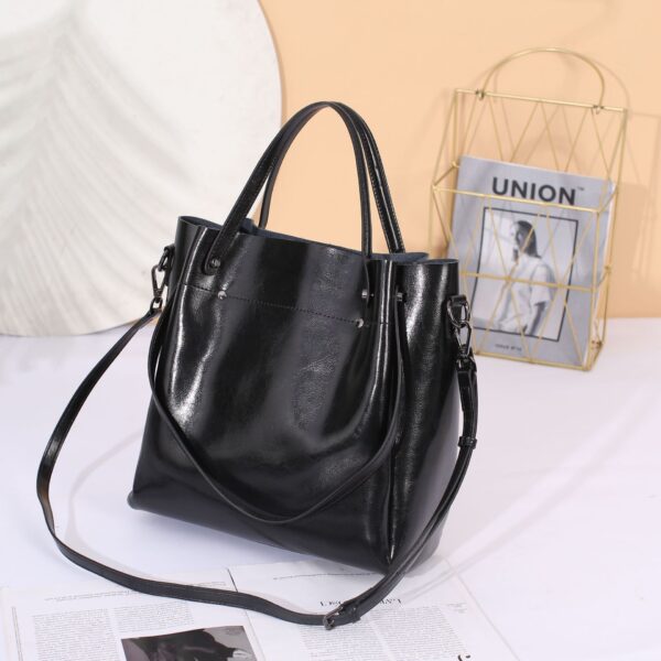 European Genuine Leather women Shoulder Bag