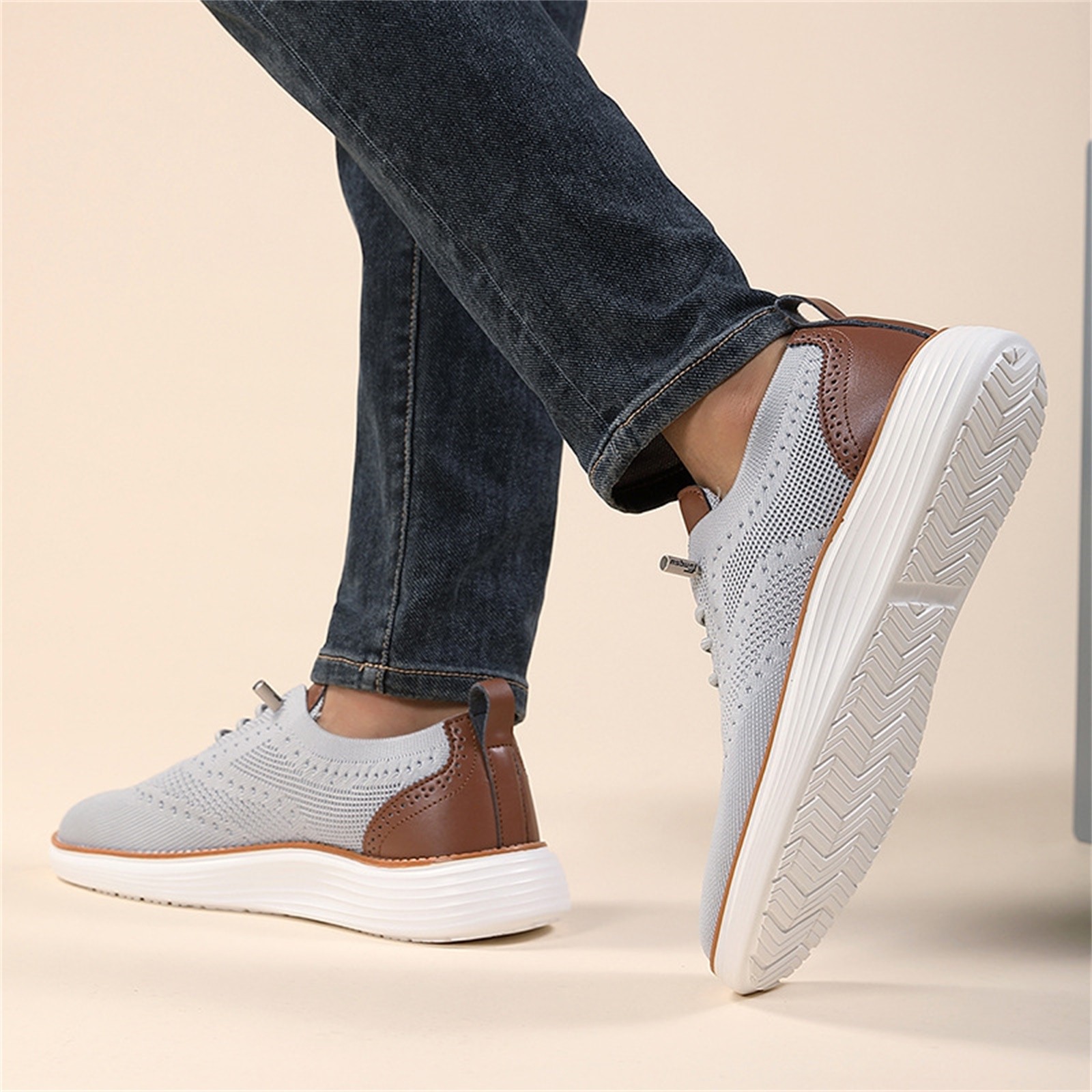 Men's Breathable Mesh Leather Patchwork Sports Shoes - Image 2